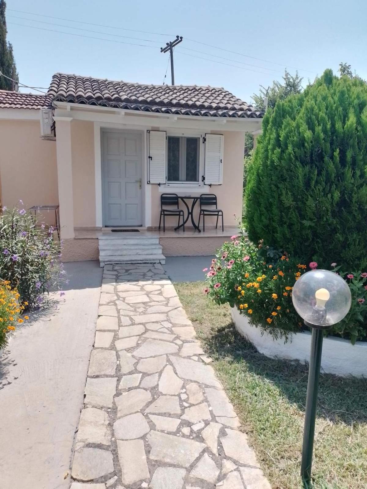 Manolia Apartments Ypsos Dış mekan fotoğraf